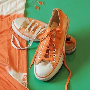 Ombre Orange Converse